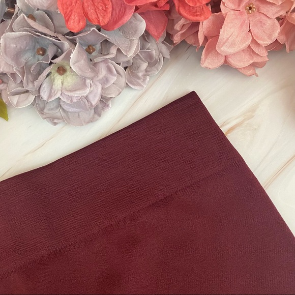 Soft Fleece Lined High Waist Burgundy Yoga Leggings - Picture 12 of 16